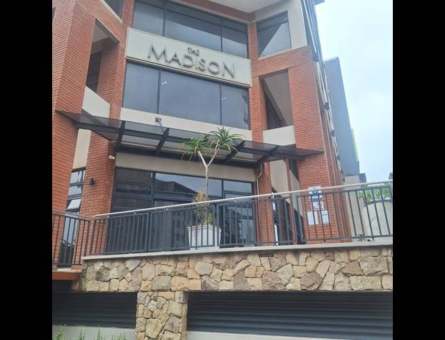 3 BEDROOM APARTMENT FOR SALE IN UMHLANGA RIDGE